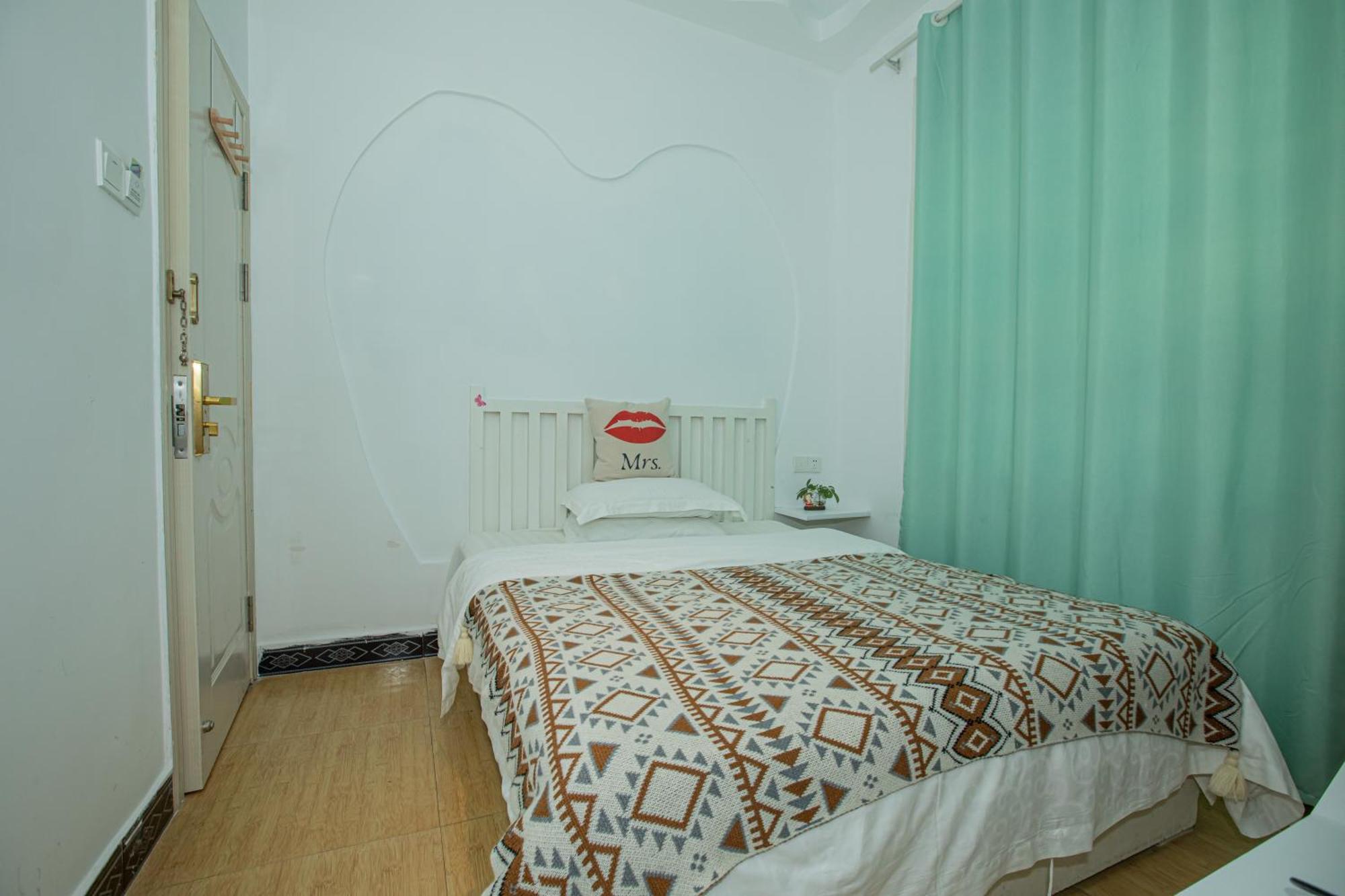 Lumingju Homestay Жангжиаже Екстериор снимка